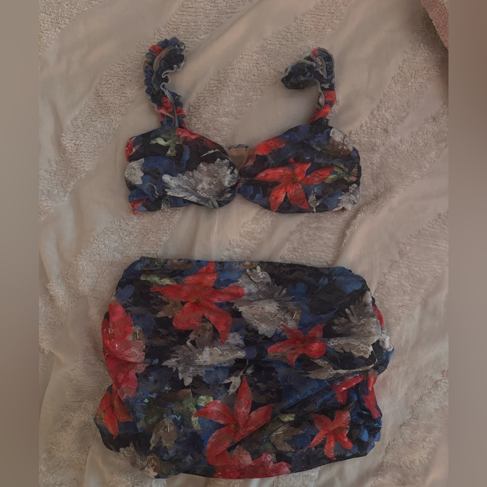 Colorful Floral Two-Piece Set - Picture 3 of 4